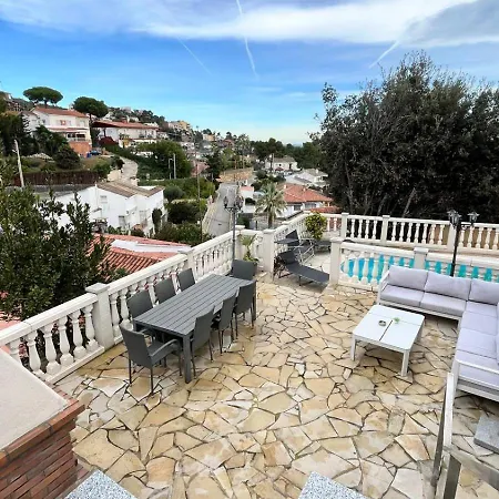 Seaview Villa *